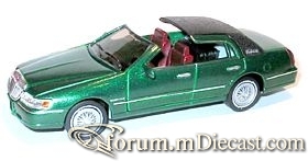 Lincoln Town Car 1998 Targa.jpg