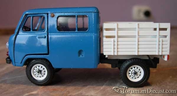 UAZ 39094 Tantal-Shevernitski.jpg