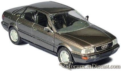Audi B4 80 4d 1992 Schabak.jpg