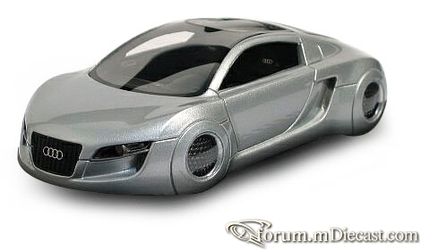Audi RSQ 2004 Looksmart.jpg