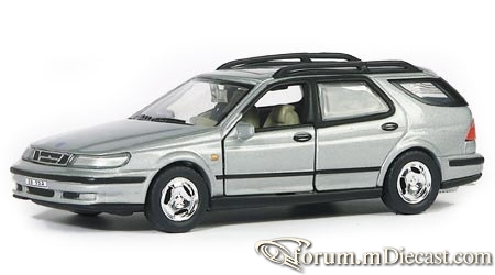 SAAB 9-5 1999 Break Cararama.jpg
