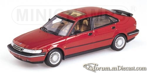 SAAB 900 1995 5d Minichamps.jpg
