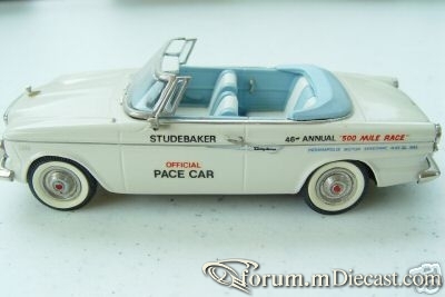 Studebaker Lark Cabrio HighwayTravellers.jpg