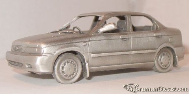 Suzuki Baleno 4d.jpg