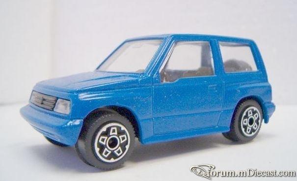Suzuki Vitara I 2d Bburago.jpg