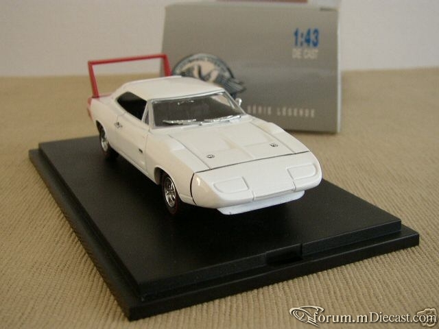 Dodge Charger Daytona 1970 Eagles Race.jpg