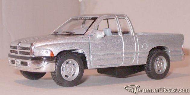 Dodge Ram II Kinsmart.jpg