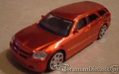 Dodge Magnum RT 2005 Maisto.jpg