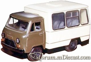 Uaz 452D AM2 RusskayaMiniatuyra-Skeil.jpg