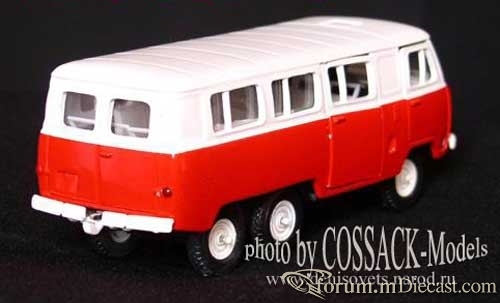UAZ 452K 1973 Tantal-Cossack.jpg