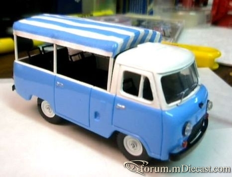 UAZ 452V Open Tantal-C.jpg