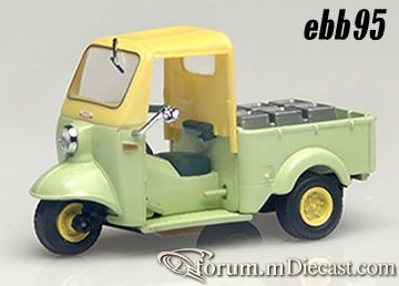 Daihatsu Midget Pickup Ebbro.jpg