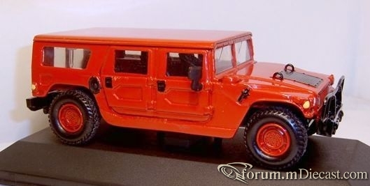 Hummer H1 Wagon Solido.jpg