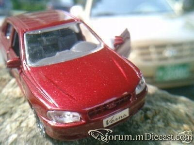 Hyundai Verna.jpg