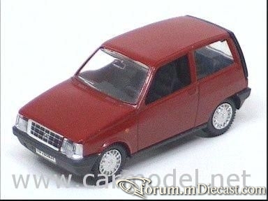 Autobianchi Y10 1985 Polistil.jpg
