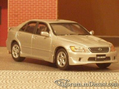 Lexus IS Serie 1 IS200 Corgi