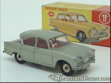 Singer Vogue Dinky.jpg