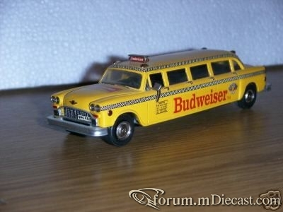 Checker Aerobus Mini Marque 43.jpg