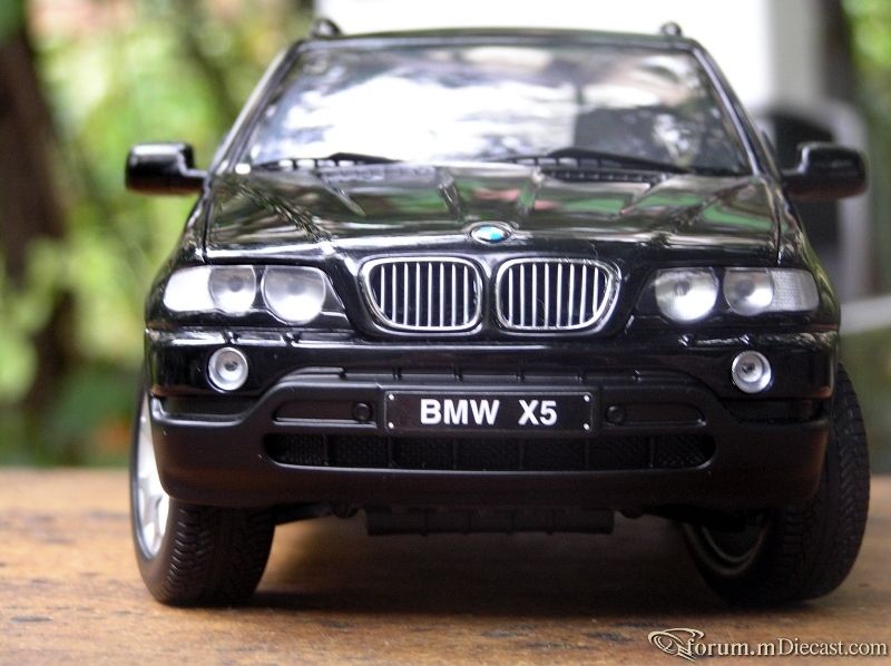 X5 (Kyuosho)1