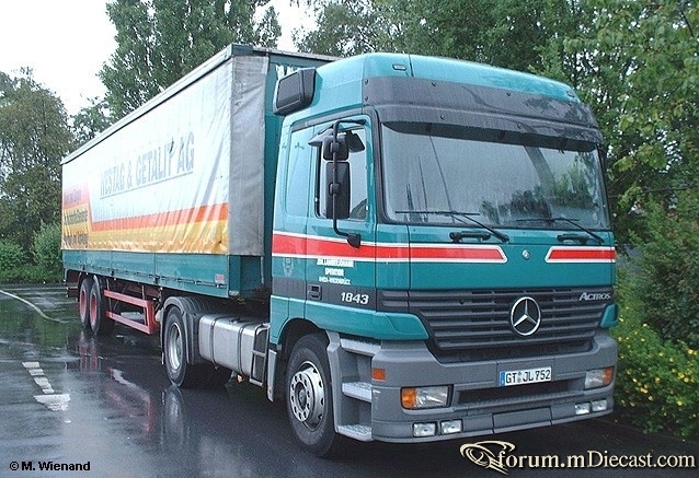 Actros-1843L-Pritschensz-Westag-Getalit.jpg
