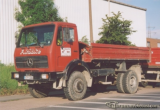 1626AK-Allrad-Pritschenkipper-rot-Roebke.jpg