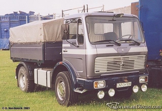 1632-Schaust-Zugmaschine-Nahv-graumet.jpg