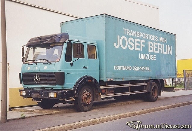 1419-Koffer-Lkw-Umzuege-Berlin-tuerkis.jpg