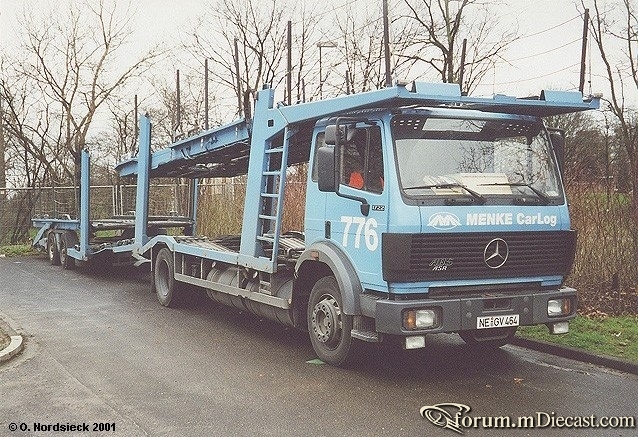 1722-SK-Autotransporter-Menke-lichtblau.jpg