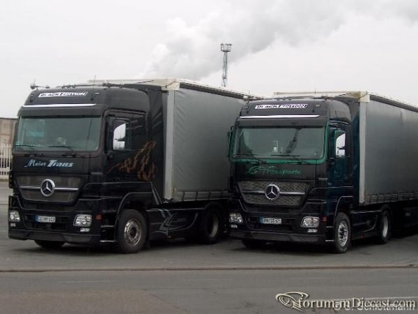 MB-Actros-1861-Black-Edition-Schlottmann-120306-01.jpg