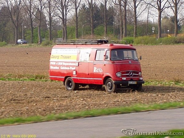 MB-L-319-ex-Feuerwehr-Thissen.jpg