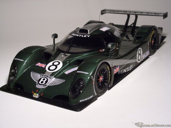 BENTLEY EXP SPEED 8 LEMANS 24HR 2002 A.WALLACE / B.LEITZINGE