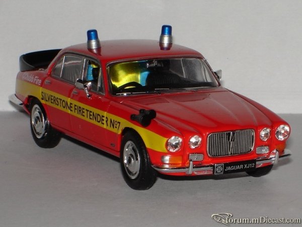 Jaguar XJ Serie 1 Silverstone Fire Tender Vanguards