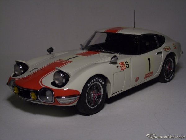 TOYOTA 2000 GT 24 HRS FUJI 1967 #1 АА