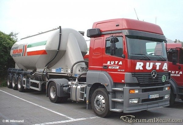 Axor-1840L-Silosattelzug-Ruploh-weinrot-grau.jpg