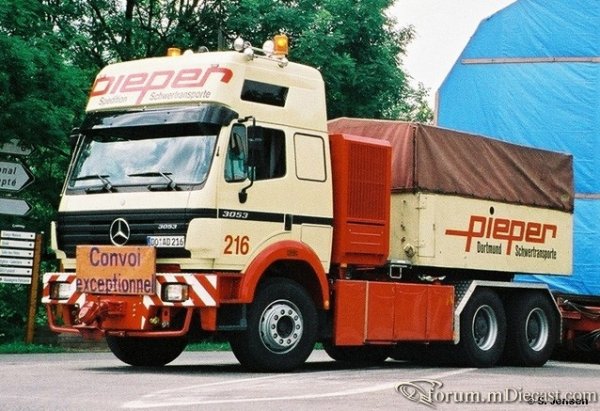 3053-SK-Def-Schwerlast-Zugmaschine-Pieper.jpg