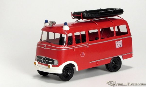 Mercedes-Benz L319 WRW Vector