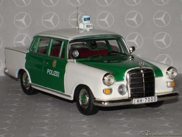 Mercedes-Benz W110 Hamburg Police 1966 Ixo