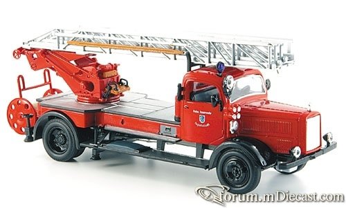 Mercedes-Benz L4500F Feuerwehr 1944 Yat Ming