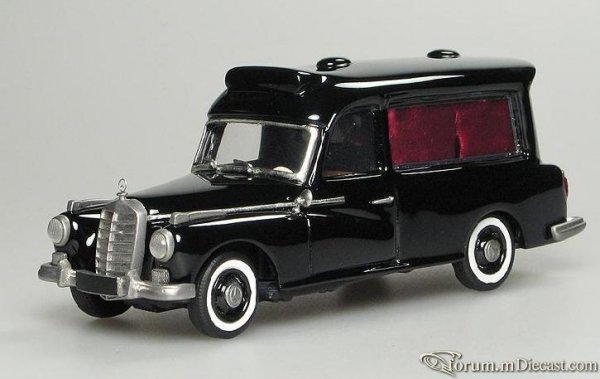 Mercedes-Benz W189 300d Bestattungswagen