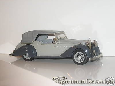 Bentley 4 1.4 Vanden Plus Honeysuckle Top Marques