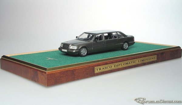 Mercedes-Benz W124 E-klasse Sedan 1993 Trasco Diplomatic Lim