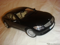AutoArt 1:18 Mercedes-Benz CL-klasse