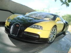 AutoArt 1:18 Veyron SHOWCAR