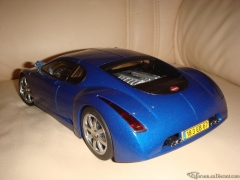 AutoArt 1:18 Bugatti Chiron