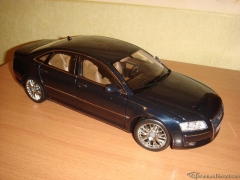 Kyosho 1:18 Audi A8 4.2 quattro