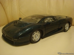 MAISTO - XJ-220