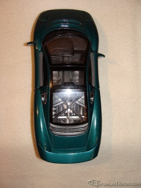 JAGUAR XJ220