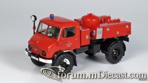 848898256_Mercedes-BenzUnimog404STroLF750FeuerwehrBerlinMINICHAMPS4390350811396.thumb.jpg.64db4f8f92f0e9e675846f33b3021779.jpg