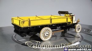RAZUM-10HP-Daimler-Loutzky-Marienfelde-1903-2.jpg