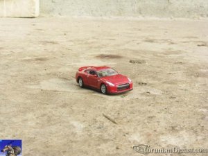 Nissan GT-R_1-0.jpg